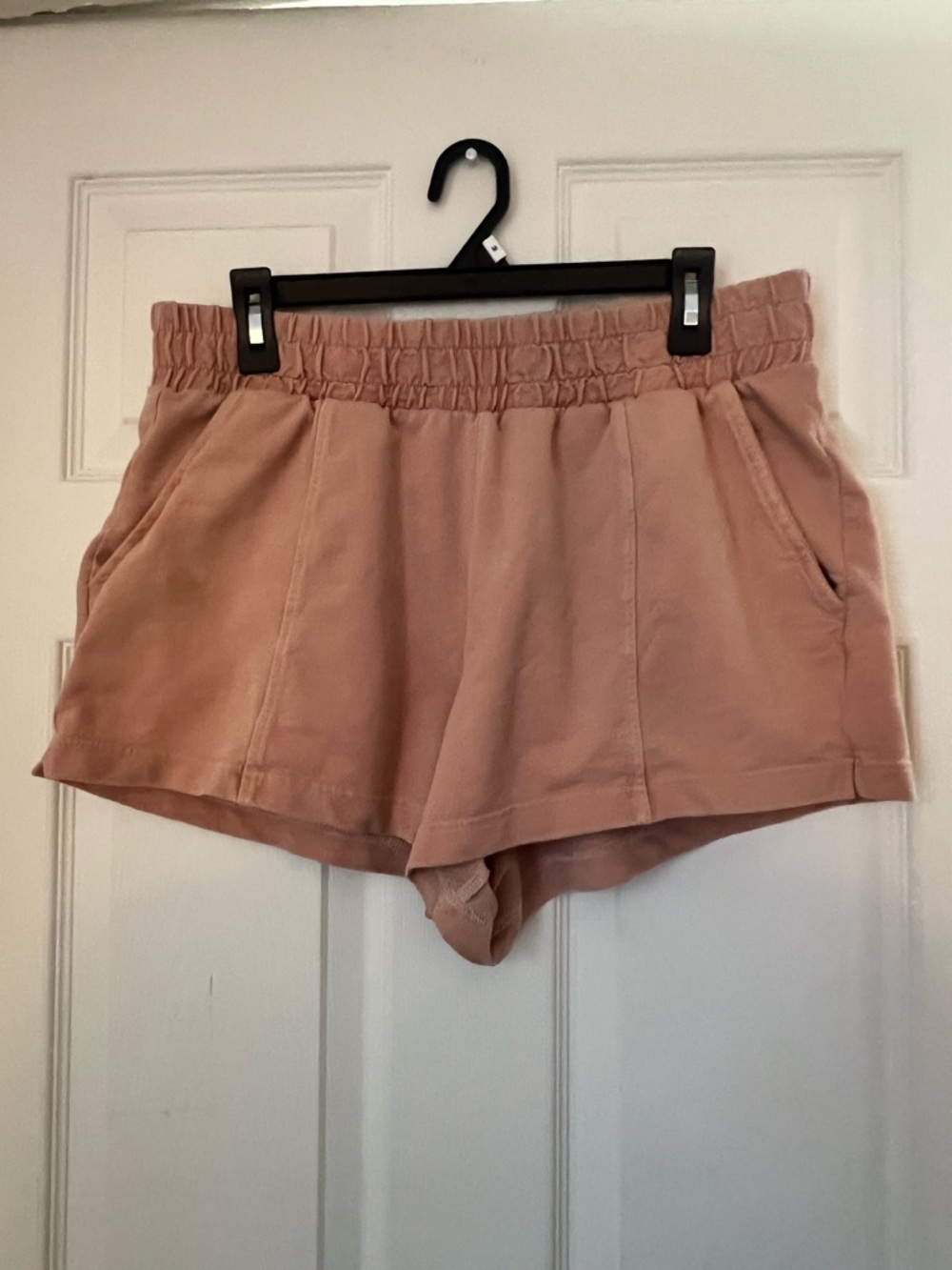 No Boundaries Juniors Size XXL Dusty Pink Color elastic smocked waistband